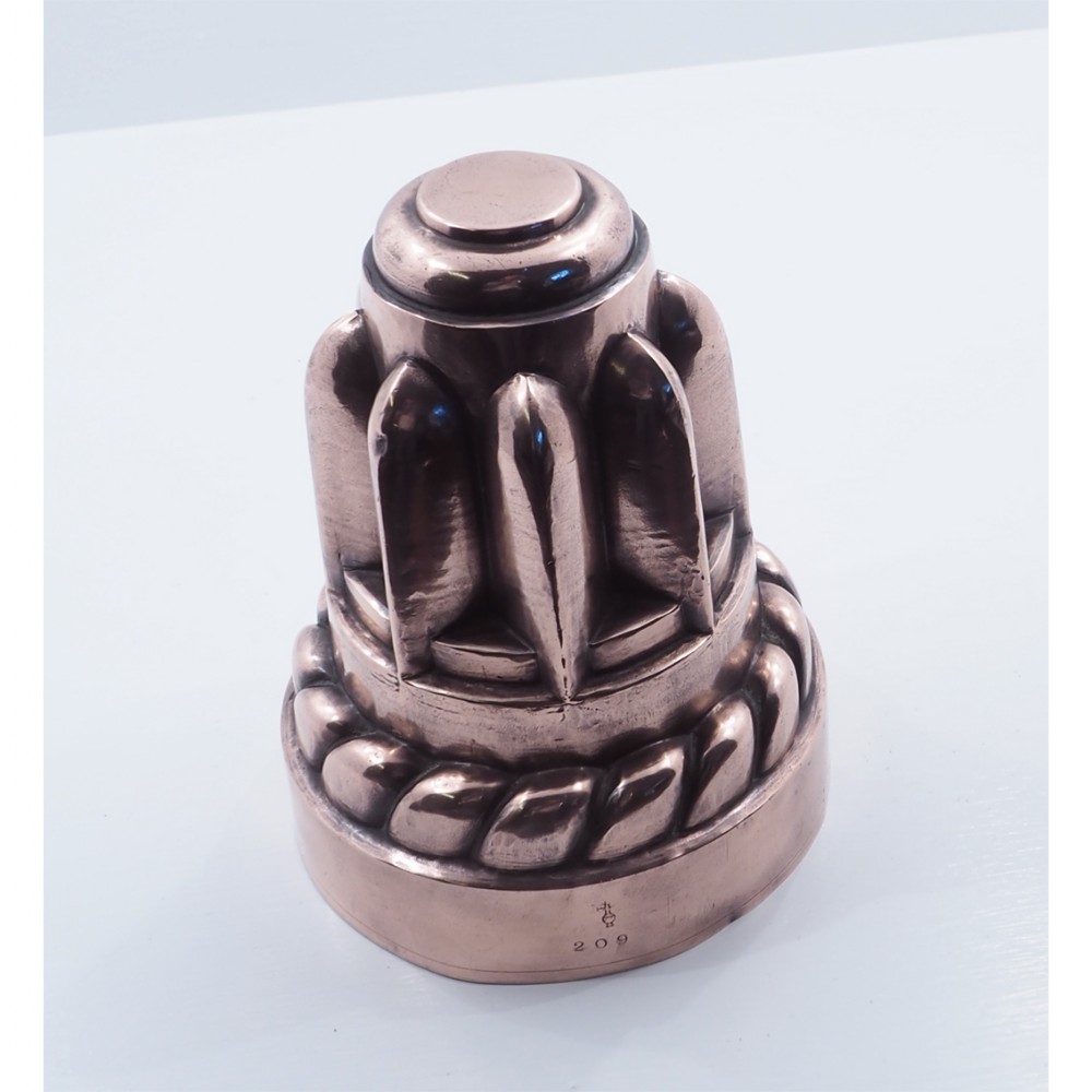FINE LARGE BENHAM & FROUD COPPER JELLY MOULD
