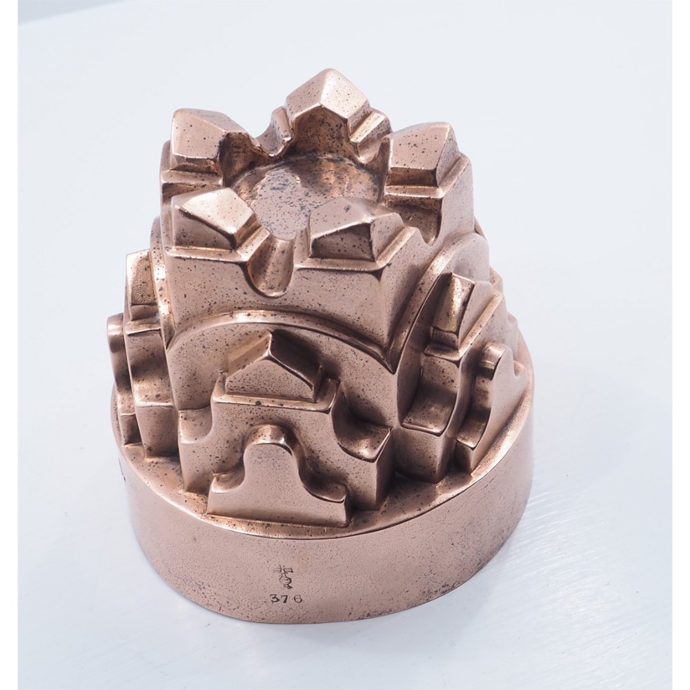 VICTORIAN BENHAM & FROUD COPPER JELLY MOULD
