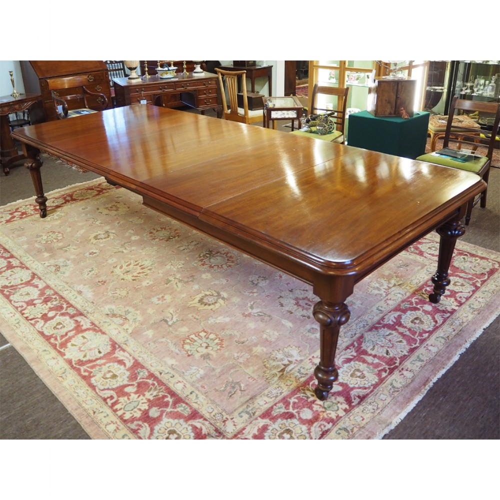 LARGE MID VICTORIAN EXTENDING DINING TABLE