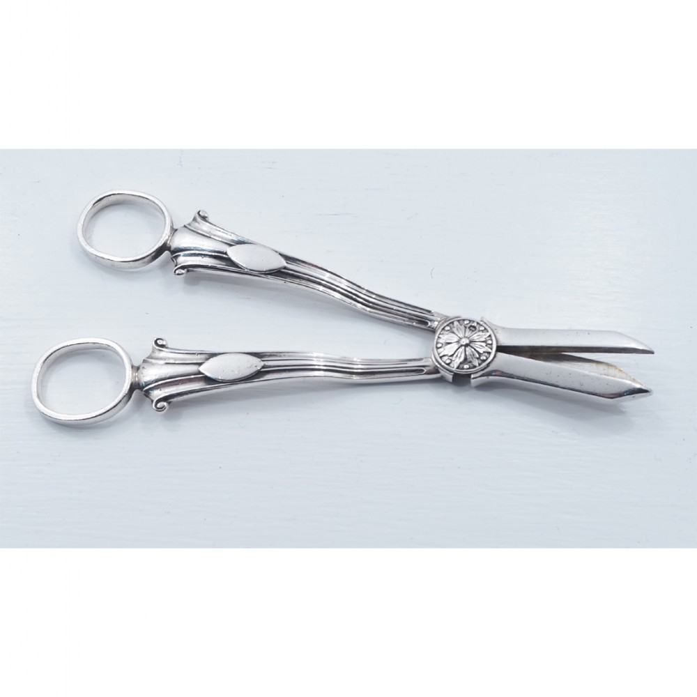 GOOD PAIR OF HEAVY SILVER GRAPE SCISSORS