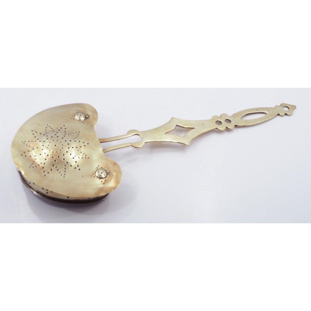 GEORGIAN BRASS HEART CHESTNUT ROASTER