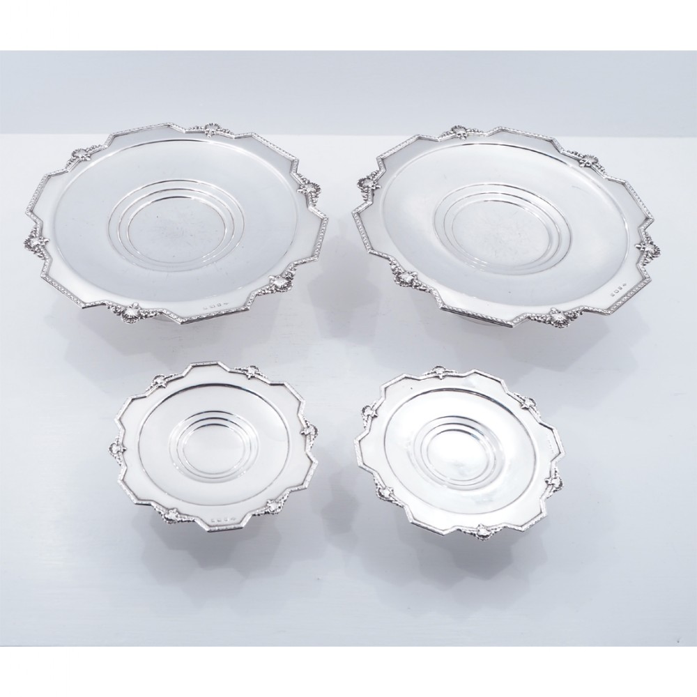 SET OF 4 SILVER CAKE SERVING DISHES