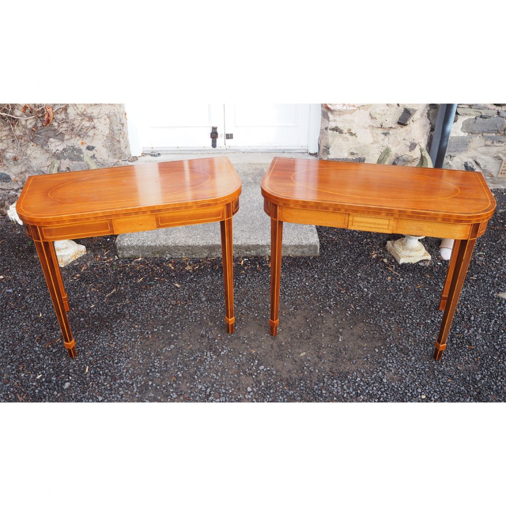 FINE PAIR OF GEORGIAN STYLE TEA TABLES