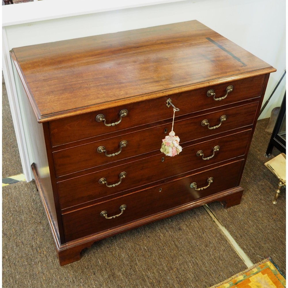 CAPTAIN SKEFFINGTON'S CHIPPENDALE GENTS CHEST