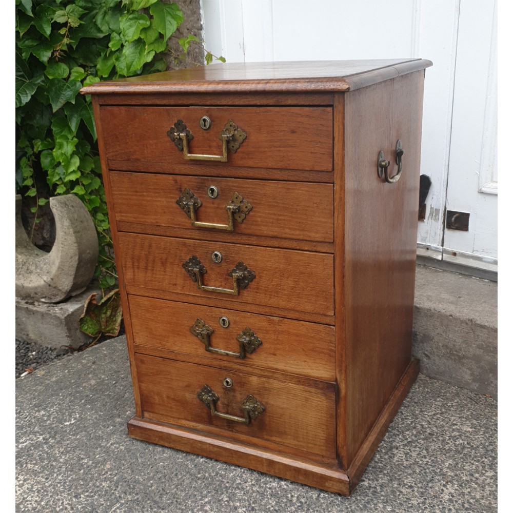 UNUSUAL 19th CENTURY CAMPAIGN OAK CHEST