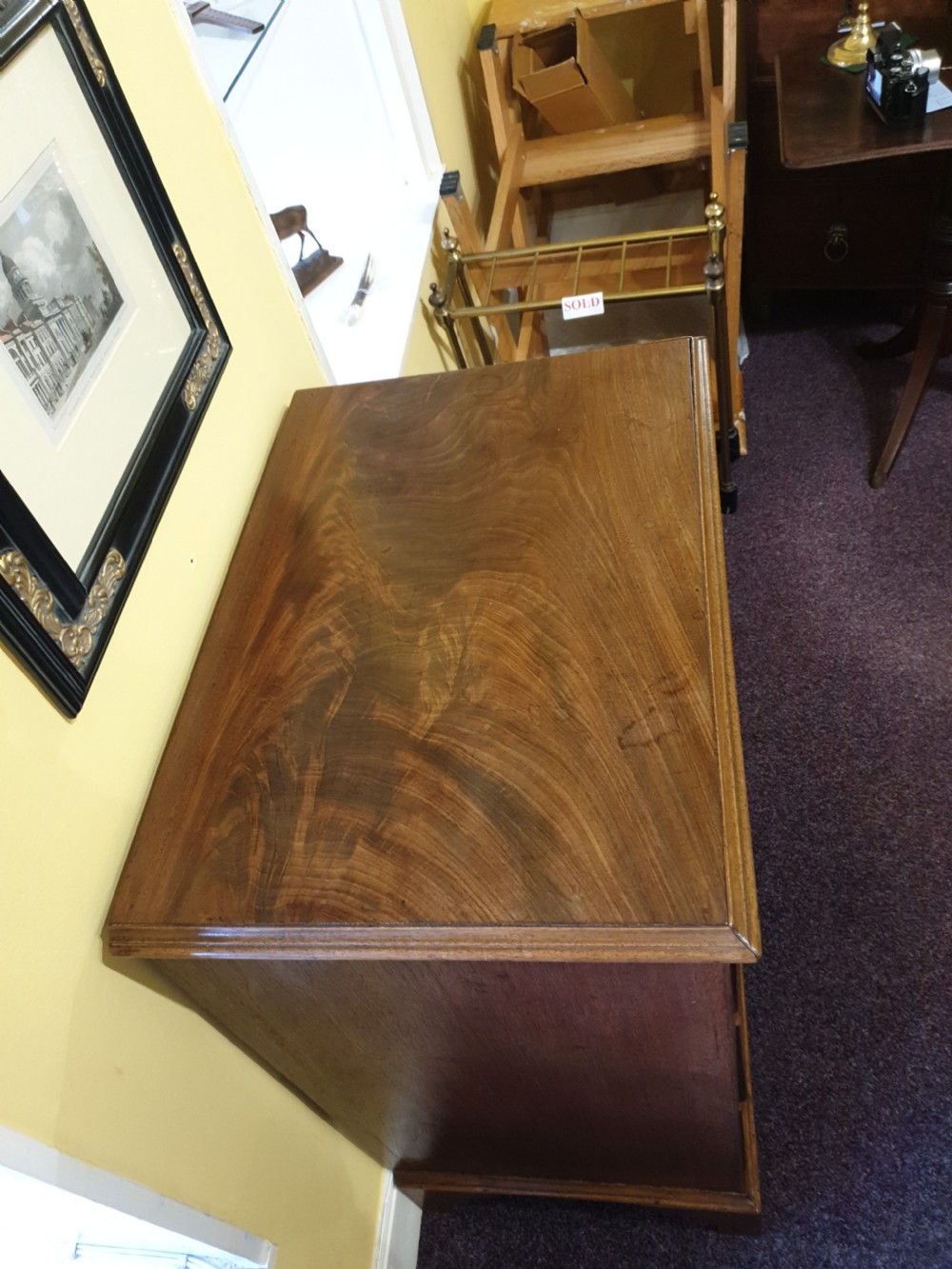 SMALL GEORGIAN MAHOGANY BEDSIDE CHEST View IV