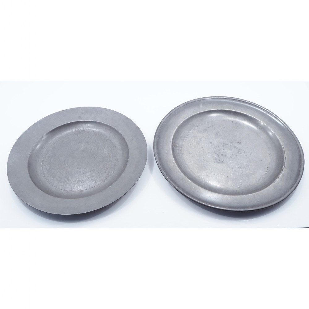 2 LARGE 18th CENTURY PEWTER CHARGERS