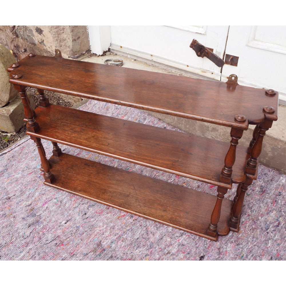 GEORGIAN MAHOGANY BREAKFRONT HANGING SHELVES