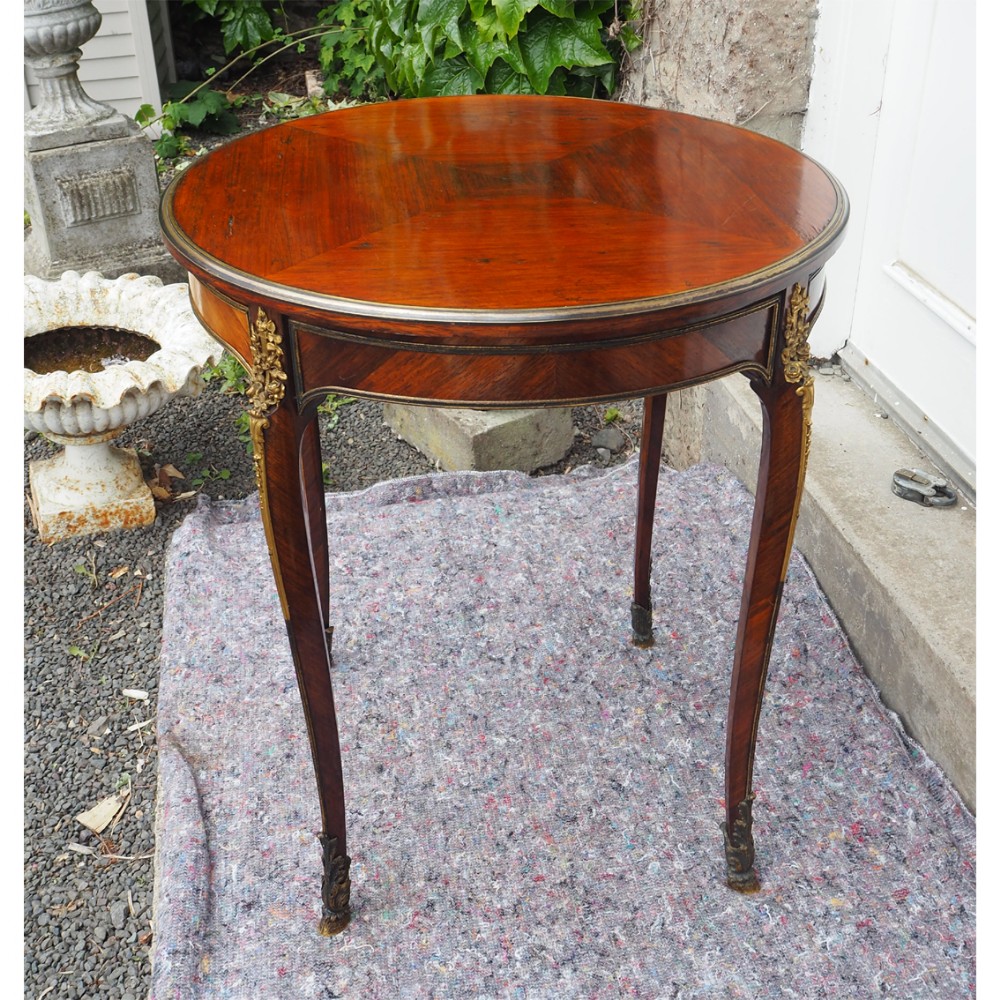 MID 19th CENTURY KINGWOOD & ORMULU CENTRE TABLE