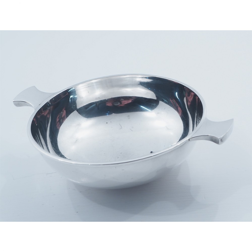 TOP QUALITY STERLING SILVER QUAICH