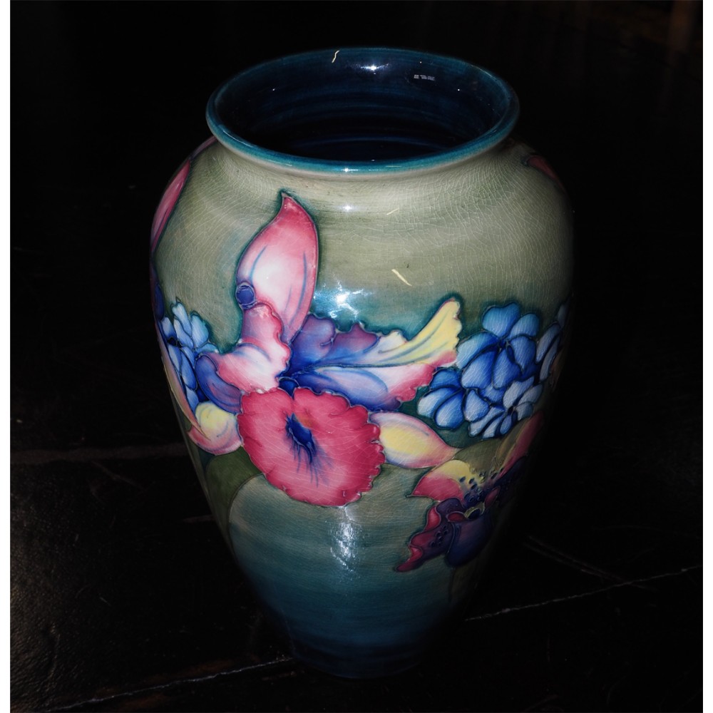 IMPRESSIVE LARGE MOORCROFT ORCHIDS VASE