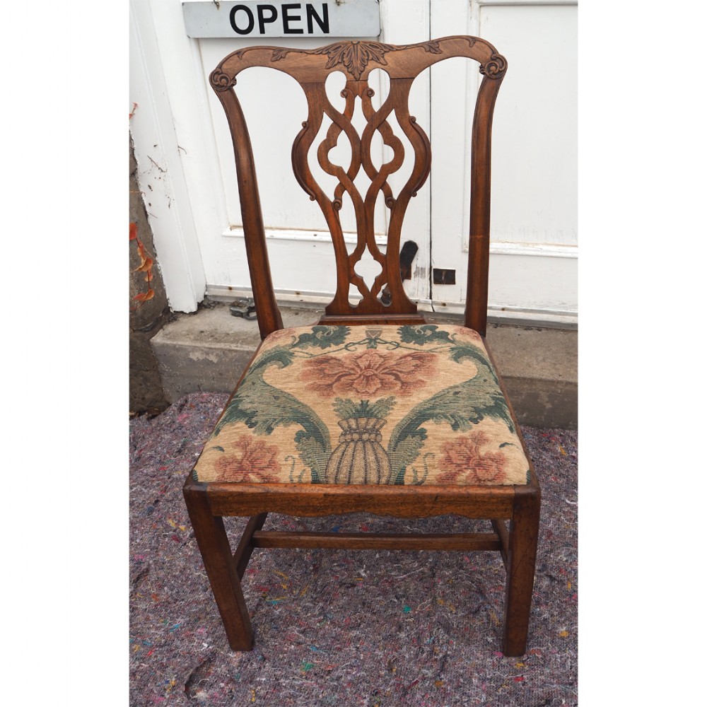 GEORGIAN CHIPPENDALE WALNUT HAND CHAIR