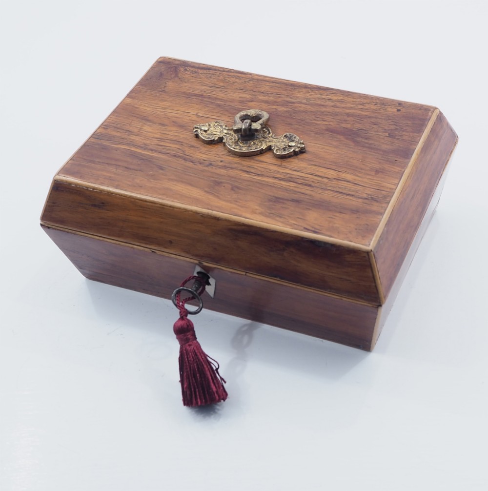 REGENCY ROSEWOOD & BOXWOOD JEWEL BOX
