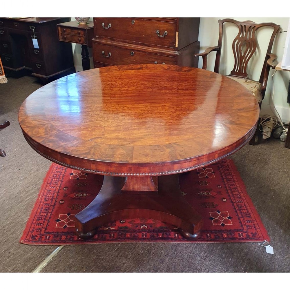 WILLIAM TROTTER MAHOGANY BREAKFAST TABLE