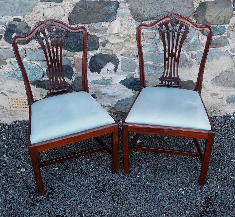 Pair 18th Century Hepplewhite Dining Chairs