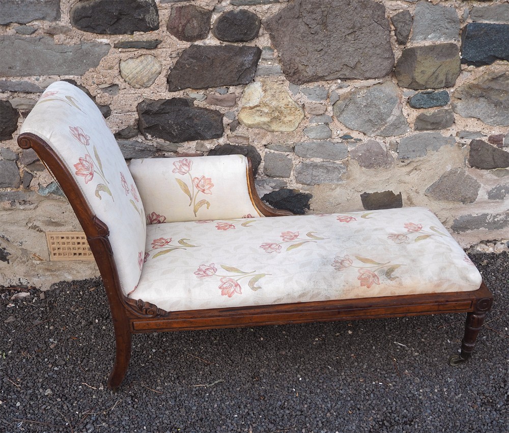  Small Size Late Georgian Mahogany Daybed