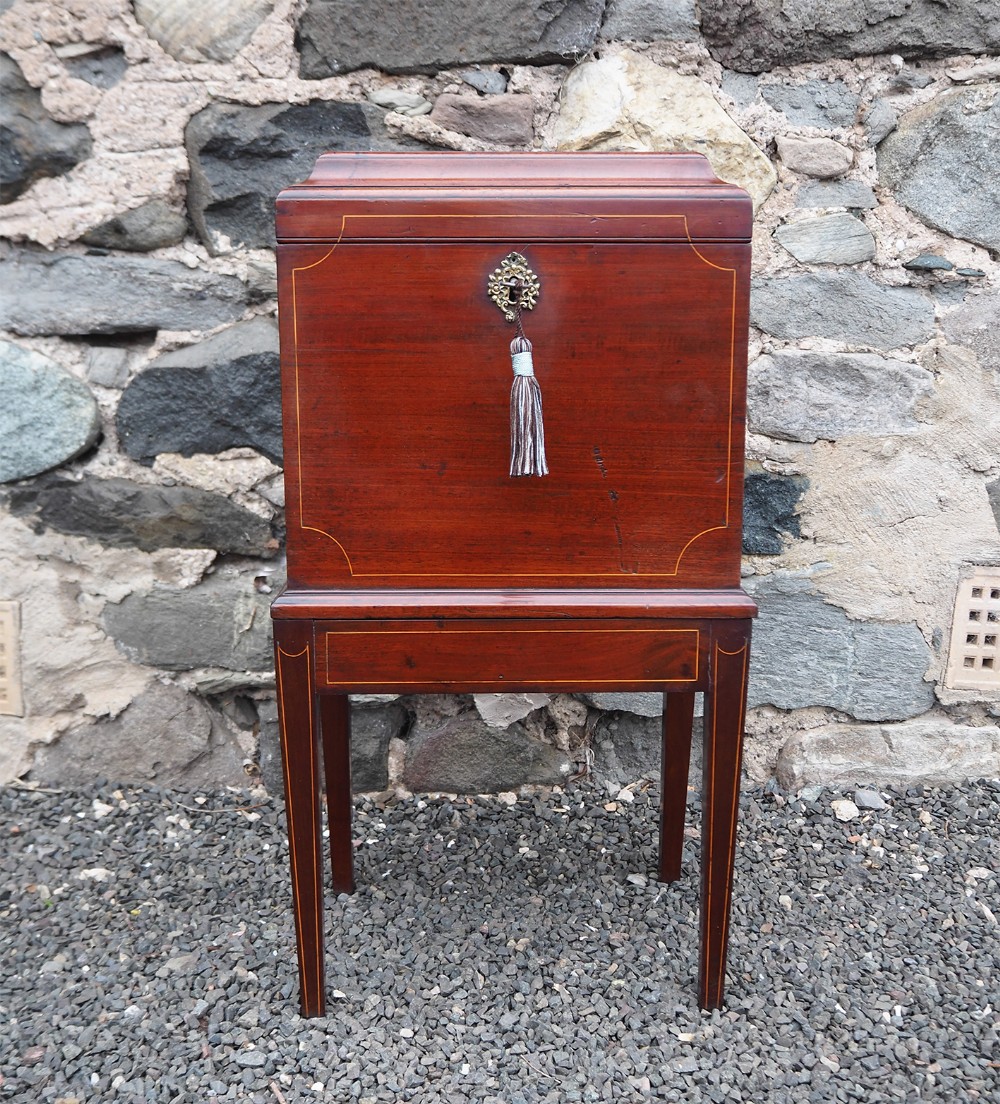 George 3rd Scottish Mahogany Wine Box