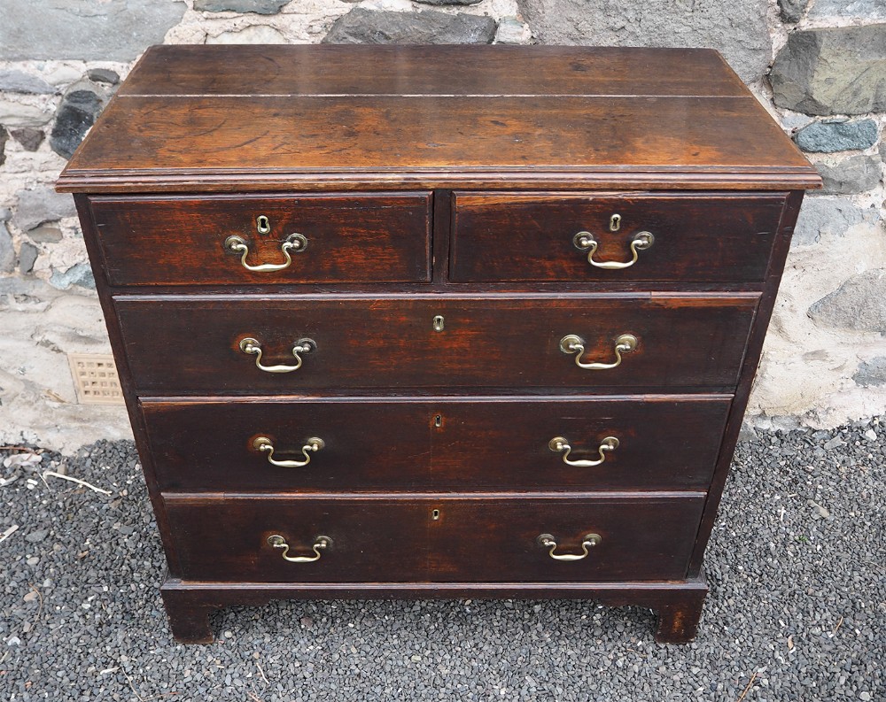 Small Georgian Oak Chest of Drawers