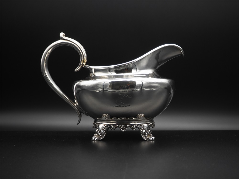Fine William IV Silver Jug. London 1833