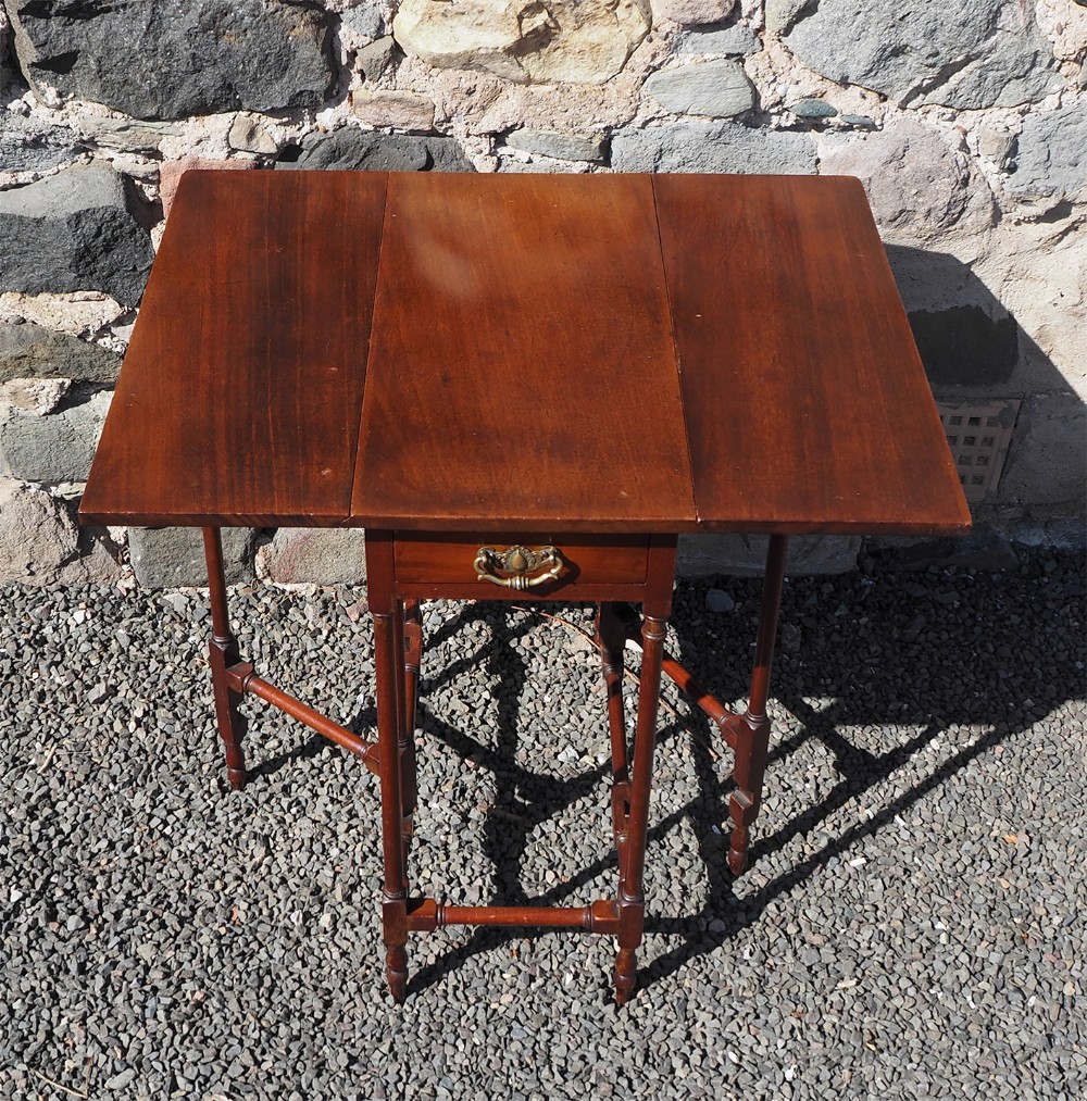 Georgian Style Spider Leg Coffee Table