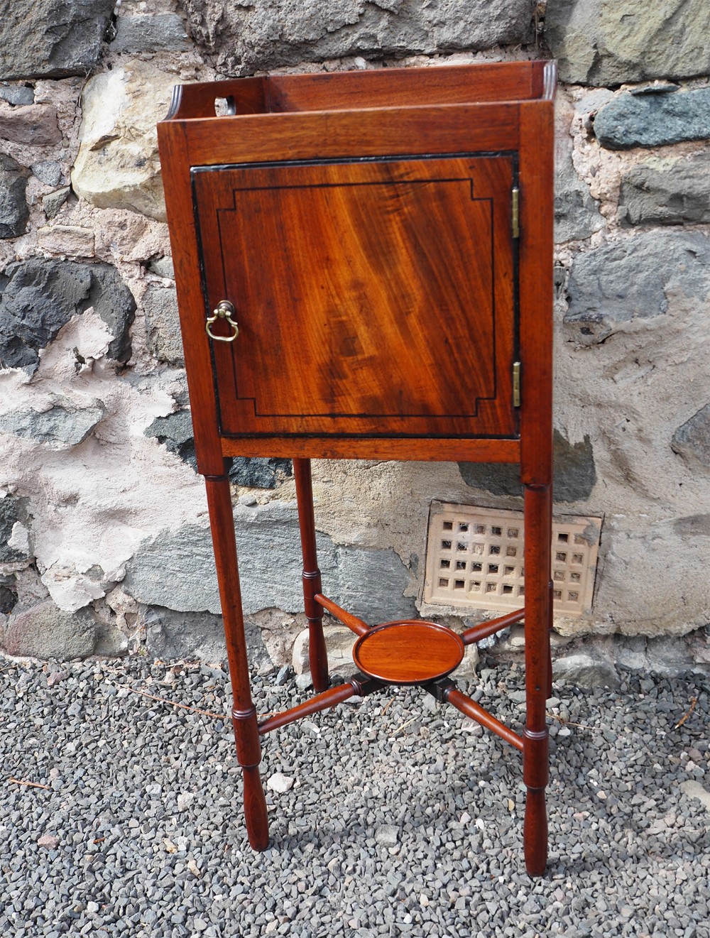 Superior Georgian Mahogany Bedside Cabinet
