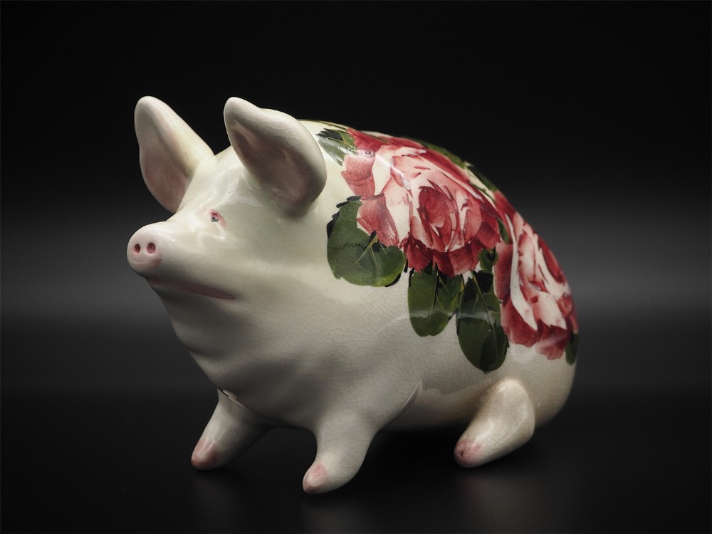 English Wemyss Roses Piglet by Joe Nekola