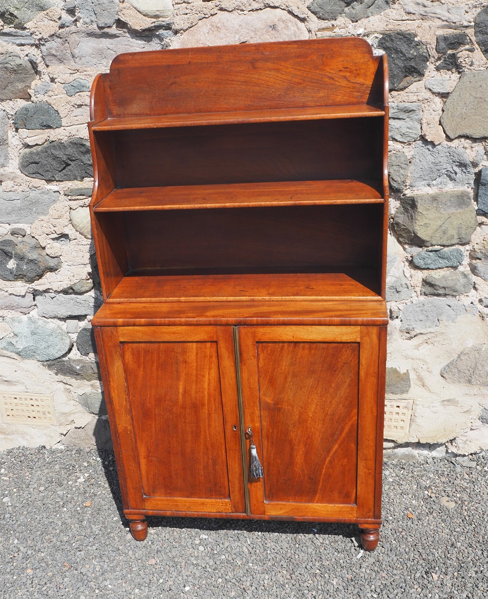 Small Georgian Waterfall Bookcase Cabinet