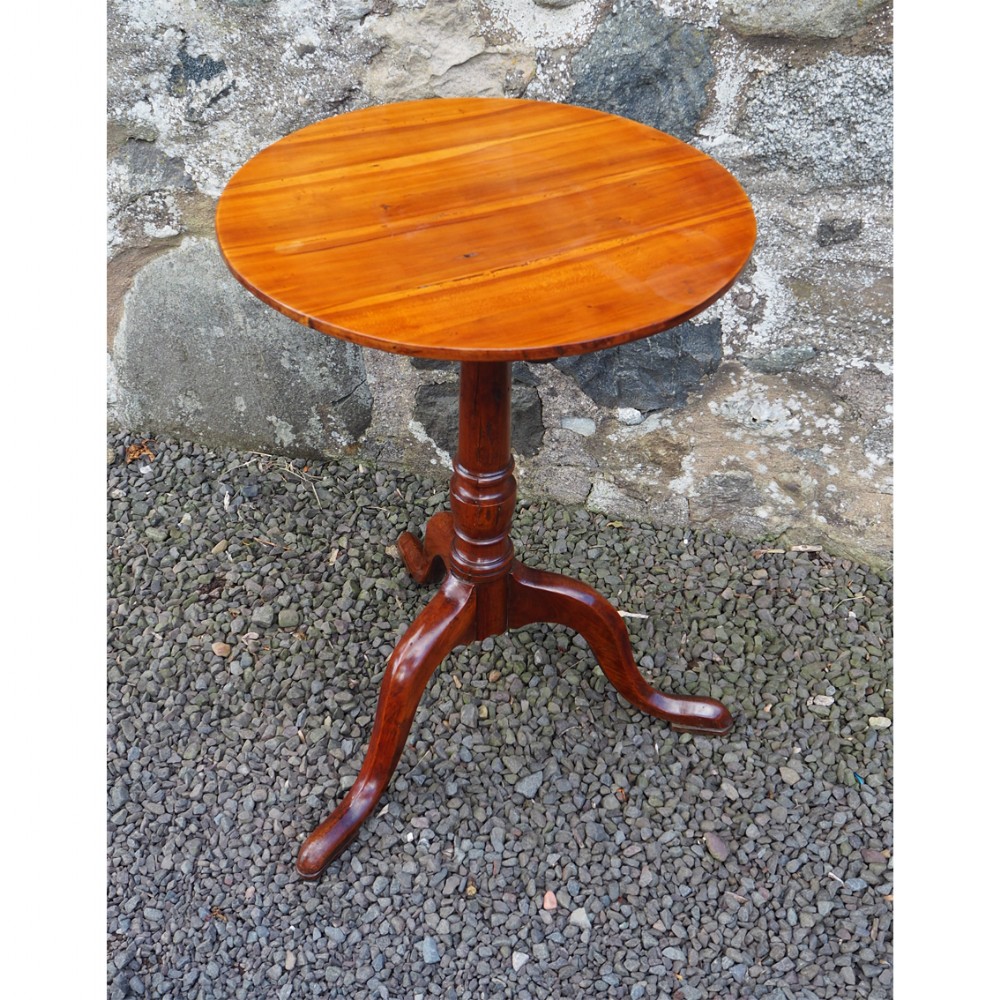 Beautiful Georgian Fruitwood Tripod Table