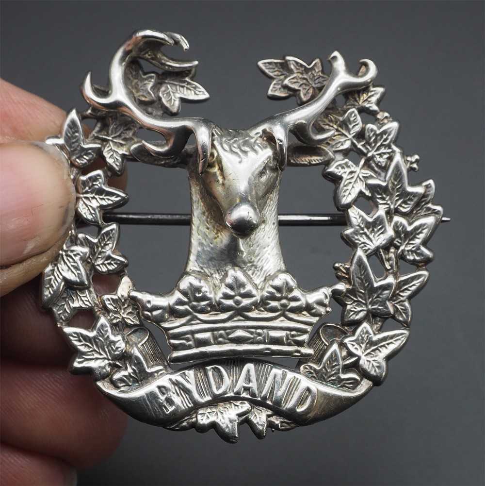 Scottish Silver Gordon Clan Plaid Broach