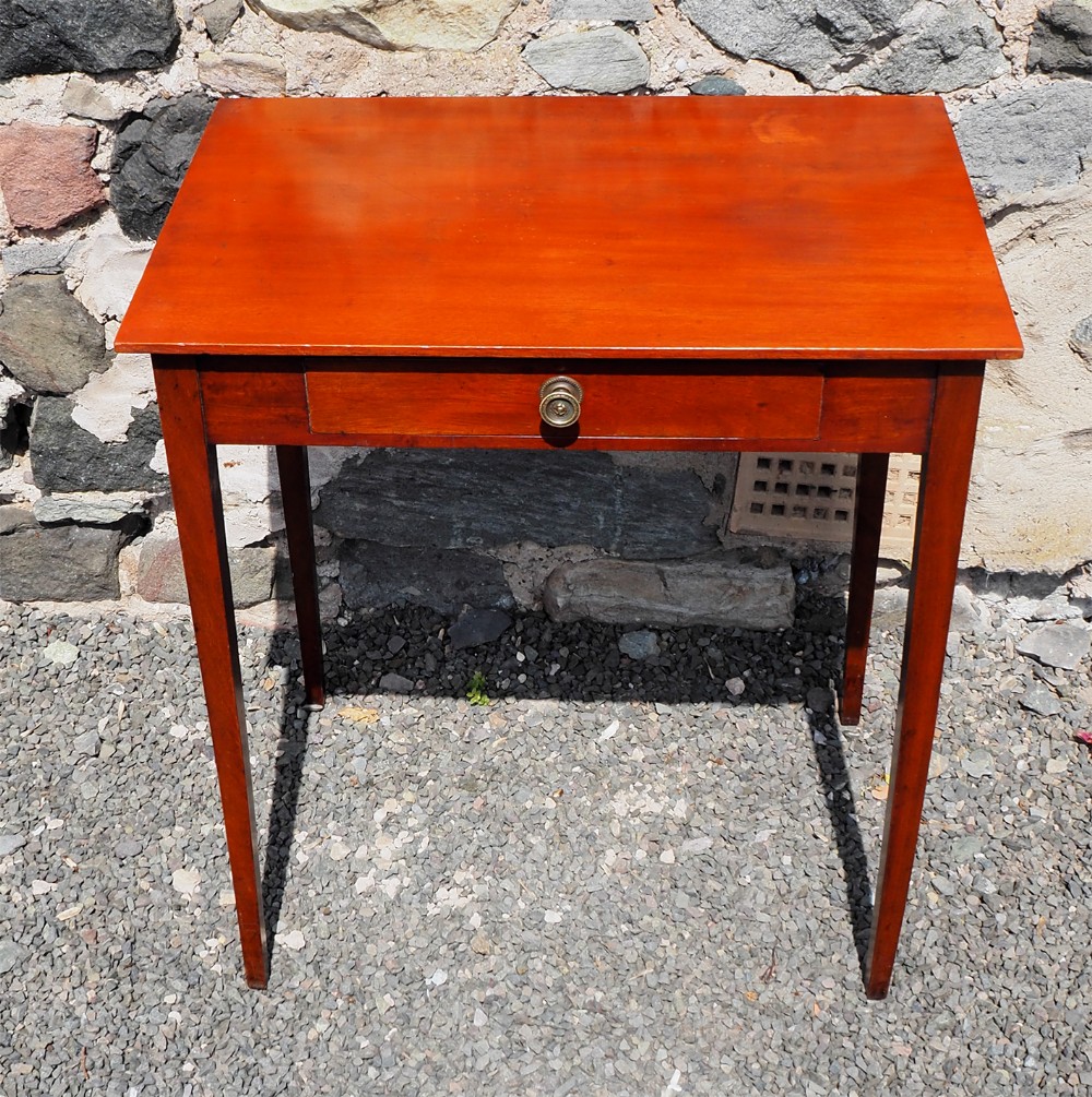 Small Late Georgian Side Table 