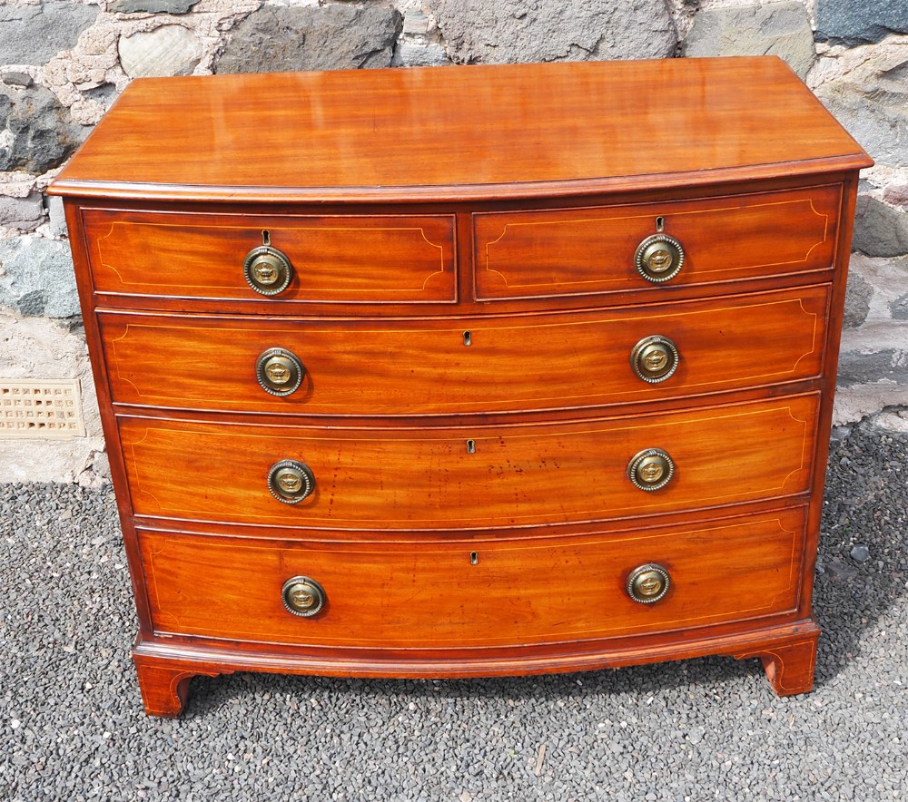 Fine Regency Scottish Bow-Front Chest
