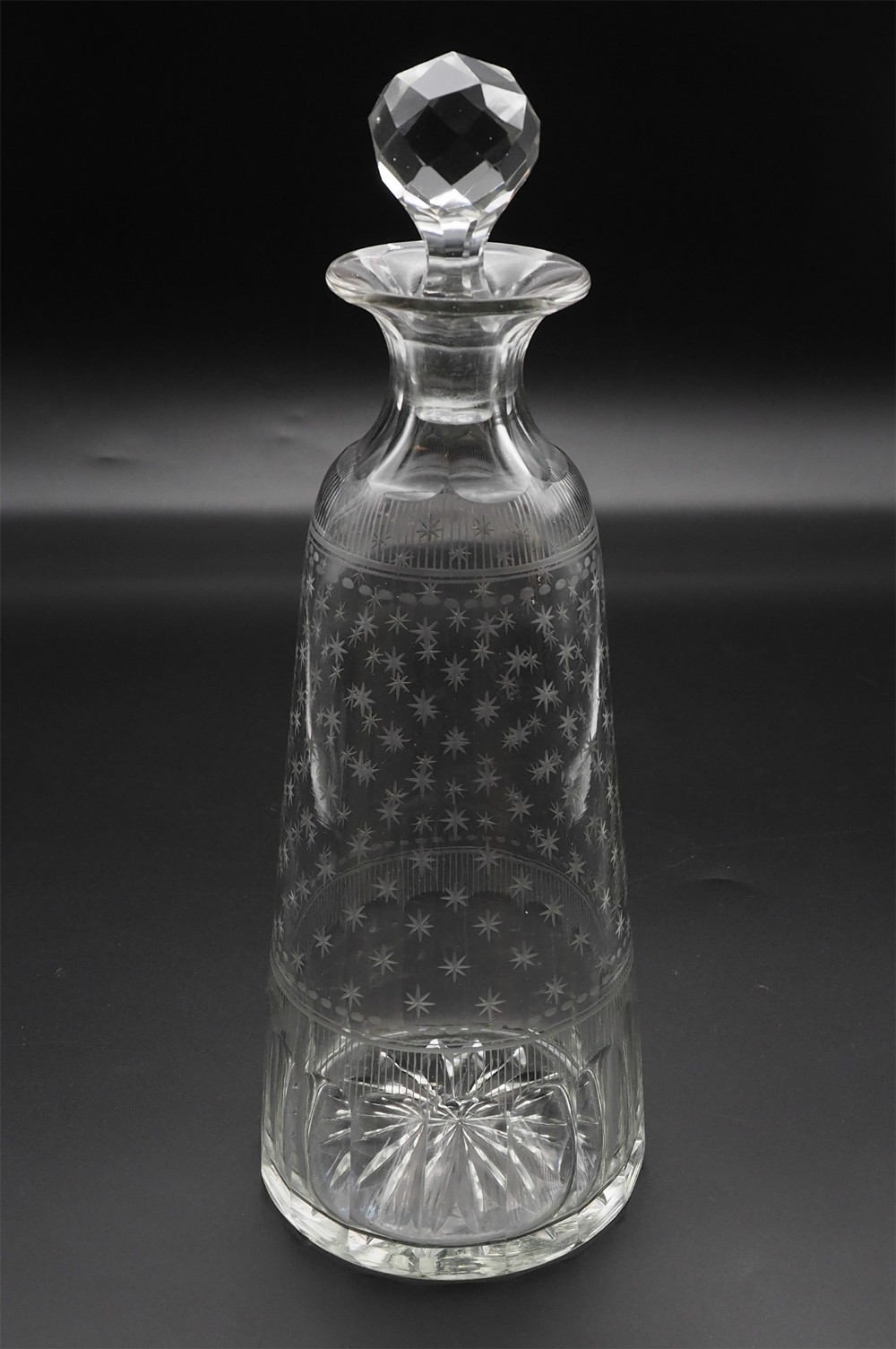 Stunning Victorian Star Cut Decanter