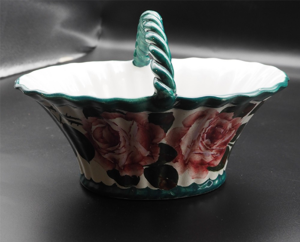 Early Scottish Wemyss Small Roses Basket