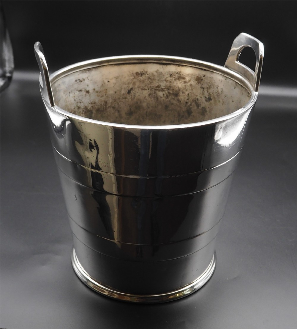 Fine Quality 1900's Elkington Ice Bucket
