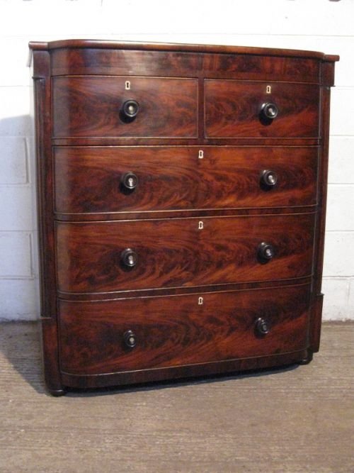 Superb Antique William 1v Flamed Mahogany Bow Front Chest of Drawers C1820