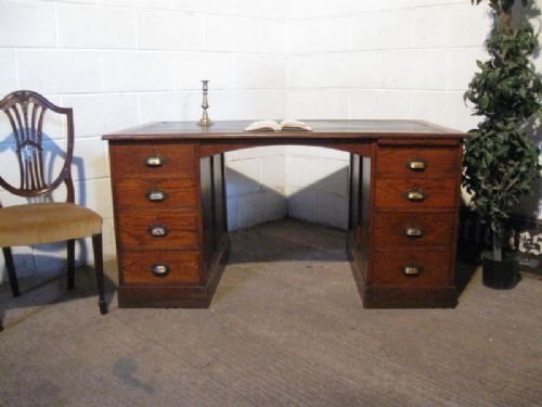 Antique Edwardian Quality Oak Pedastal Kneehole Desk C1900