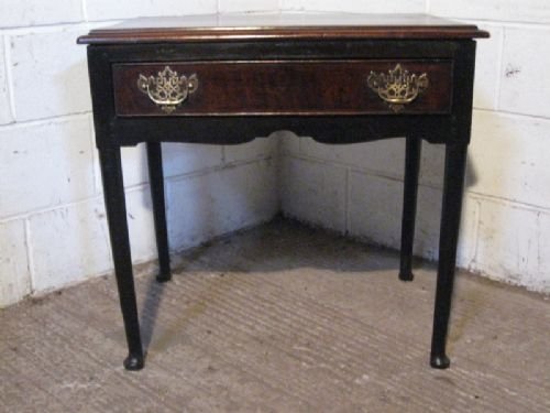fig 1. PRETTY ANTIQUE GEORGIAN OAK PEG JOINED LOWBOY SIDE TABLE C1780