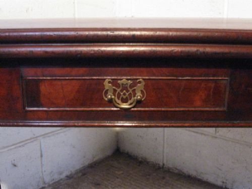 fig 1. LOVELY ANTIQUE GEORGIAN MAHOGANY FOLD OVER TEA SIDE TABLE C1780