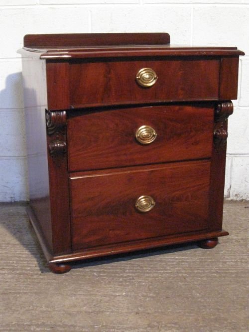 Antique  Victorian Small Mahogany Serpentine Chest of Drawers C1880