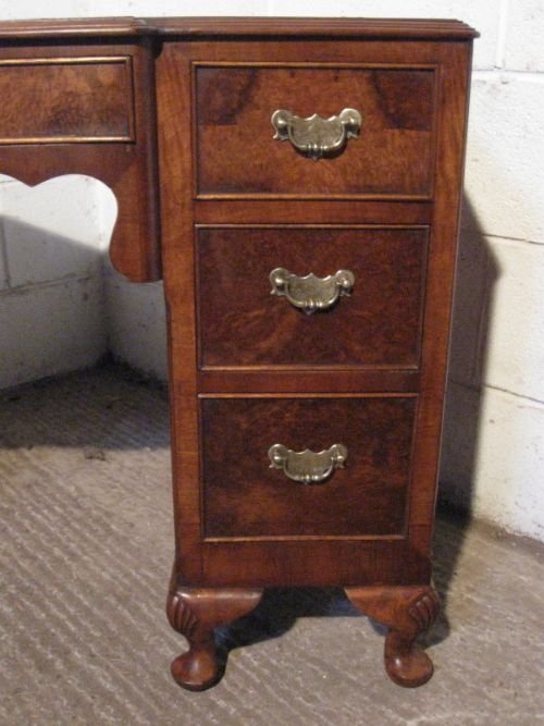 fig 1. ANTIQUE EDWARDIAN WALNUT PEDASTAL WRITING DESK QUEEN ANNE STYLE C1900