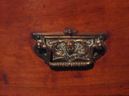 fig 1. ANTIQUE EDWARDIAN MAHOGANY CHEST OF DRAWERS C1900