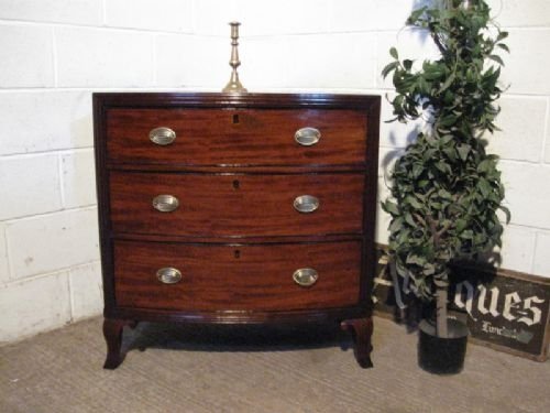 Gorgeous Antique William 1v Mahogany Bow Front Small Chest of Drawers C1820