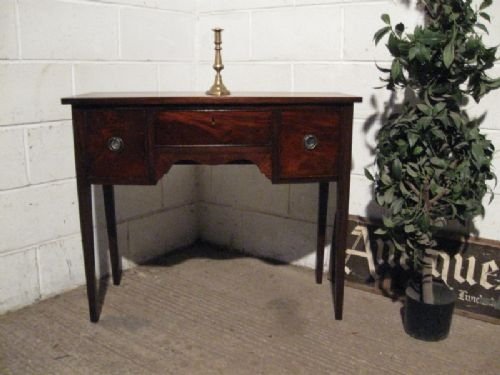 Antique Georgian Bow Front Mahogany Low Boy Side Table C1780 Wdb180/1.11