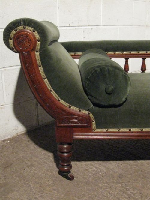 fig 1. GORGEOUS ANTIQUE VICTORIAN WALNUT SOFA CHAISE LONGUE C1890 EWDB160/9.11