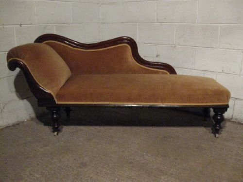 fig 1. GORGEOUS ANTIQUE VICTORIAN MAHOGANY CHAISE LONGUE SOFA C1860 E4.1WDB210/18.12