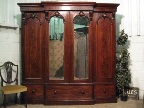 fig 1. ANTIQUE VICTORIAN MAHOGANY BREAKFRONT TRIPLE WARDROBE COMPACTUM ARMOIRE C1860 WDB320/5.1