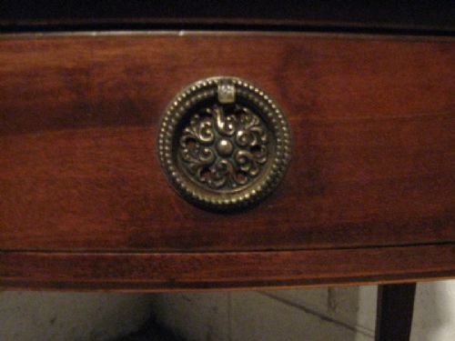fig 1. ANTIQUE REGENCY MAHOGANY BOW FRONT SIDE TABLE WRITING DESK C1800 WDB150/24.1
