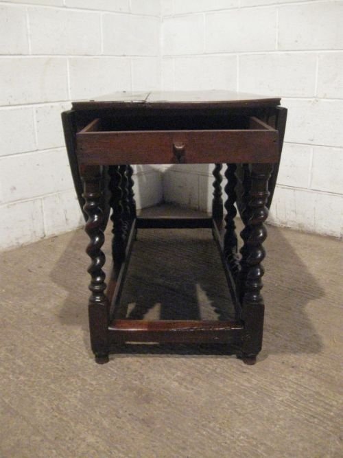 fig 1. ANTIQUE EARLY GEORGIAN COUNTRY OAK PEG JOINED DROP LEAF GATE LEG DINING TABLE C1720 WDB180/24.3
