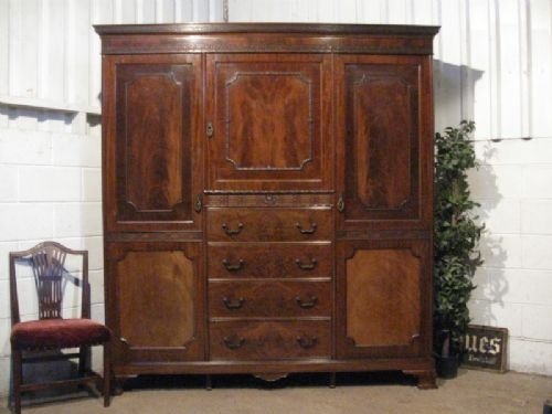 Superb Quality Antique Edwardian Chippendale Mahogany Triple Wardrobe Compactum C1900 Wdb4565/9.4