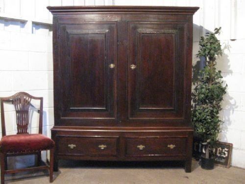 fig 1. ANTIQUE EARLY GEORGIAN OAK PEGGED WARDROBE TACK CUPBOARD C1720 WDB320/13.4
